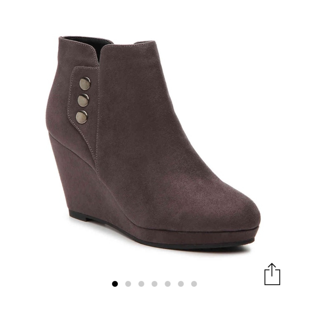 CL by Laundry Vaida Booties